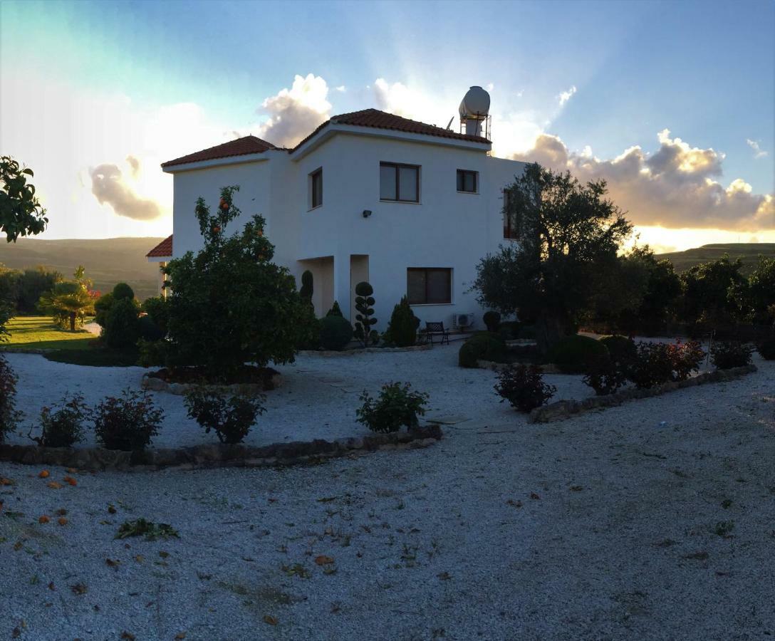 Skoulli Golden Valley Villa מראה חיצוני תמונה