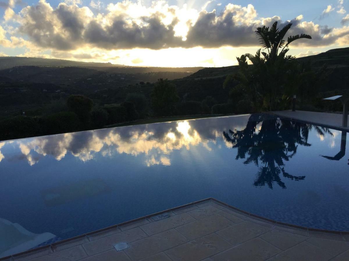 Skoulli Golden Valley Villa מראה חיצוני תמונה